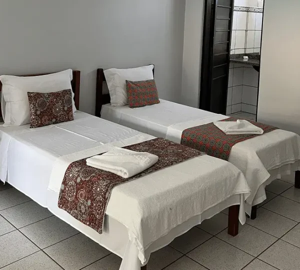 Quarto Duplo Solteiro - Pousada Águas Quentes