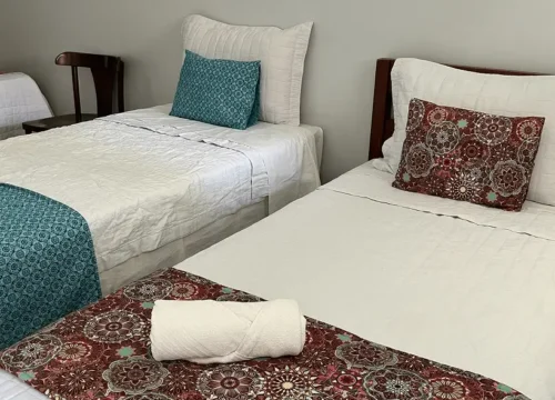 Quarto família conforto - Pousada Águas Quentes